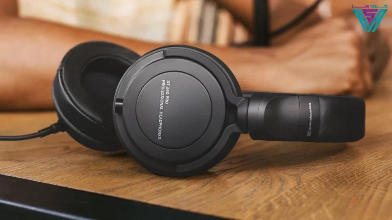 هدفون Beyerdynamic DT 240 Pro